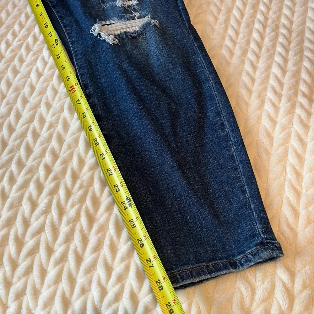 Judy Blue Women jeans, size 22W skinny fit Distressed high waisted button